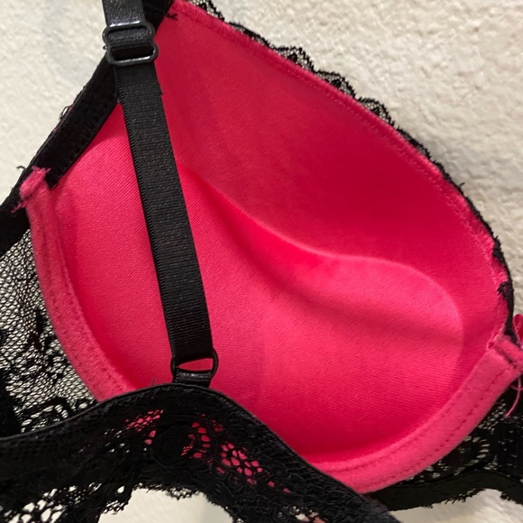 French Affair padded push up bra with pink and black lace - Picture 6 of 7